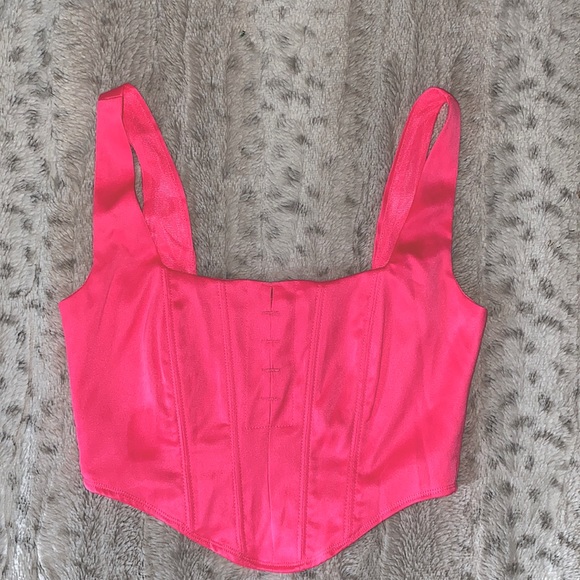 Tops - Cute top 💞